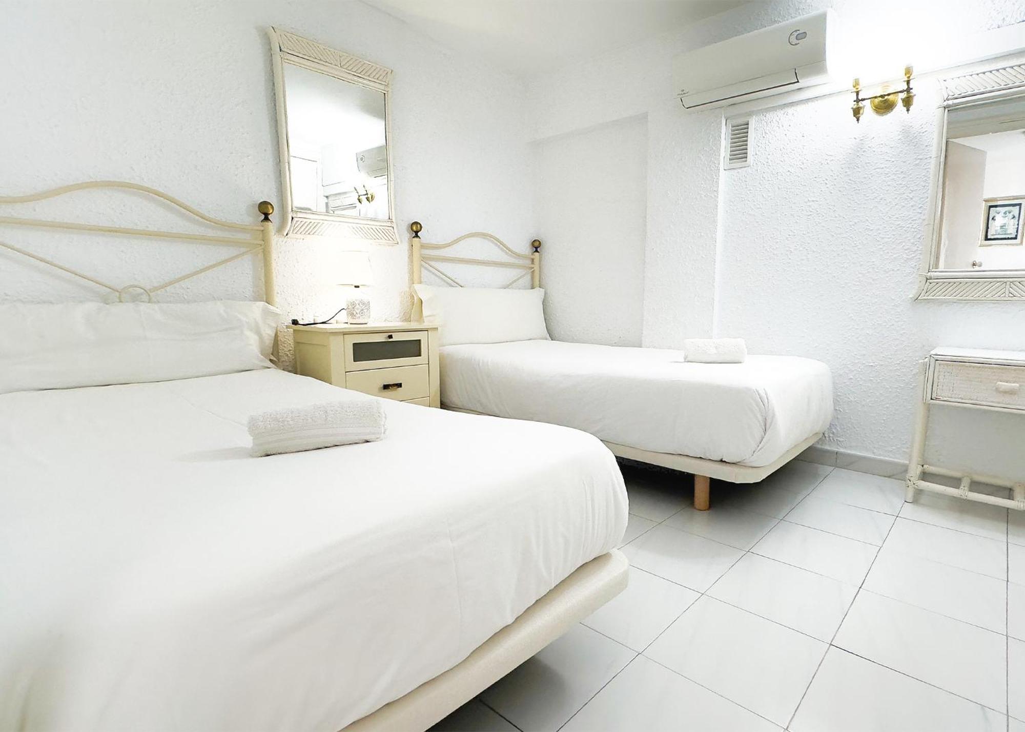 Skol 727 Lovely 2 Bedroom Duplex In Marbella Center Экстерьер фото